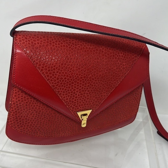 Nina Ricci Red Leather Pebbled Suede Combination Shoulder Bag Made in France - Picture 3 of 15